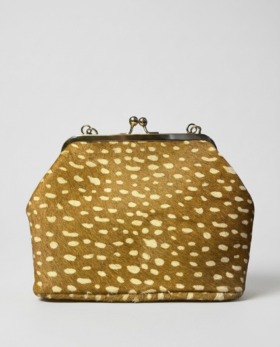 Kiss Frame — Deer
